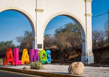 Con acciones para abasto de agua en Álamos, Gobierno de Sonora garantiza celebración de Festival Cultural Pueblo Mágico en octubre
