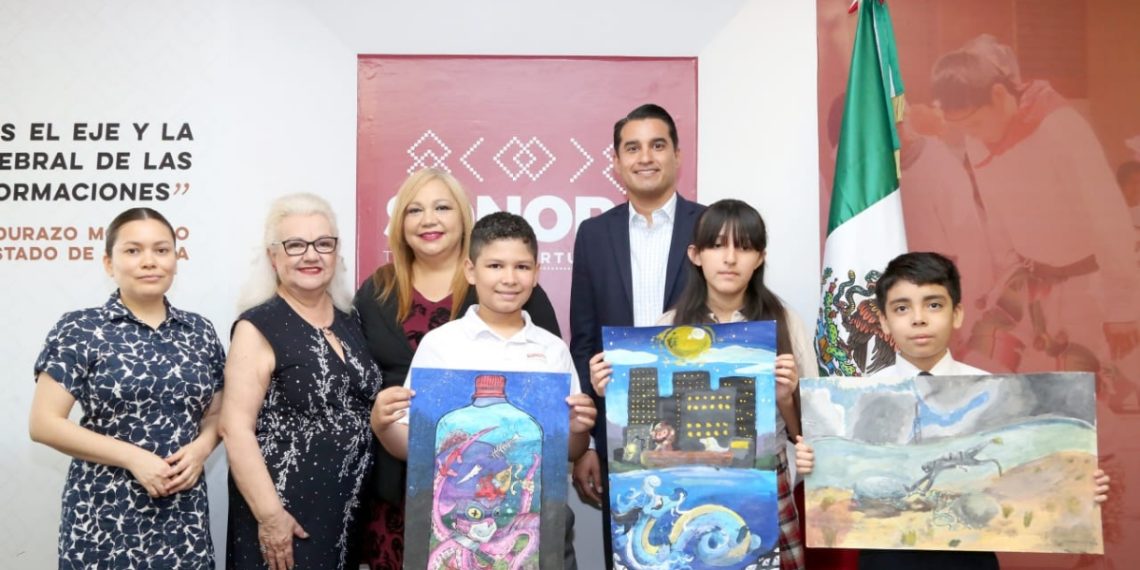 Premia SEC a ganadores estatales del 47 Concurso Nacional de Pintura Infantil “El Niño y La Mar”