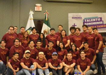 Listos los 30 jóvenes becados por el Gobierno de Sonora para viajar a Taiwán a especializarse en la industria de semiconductores