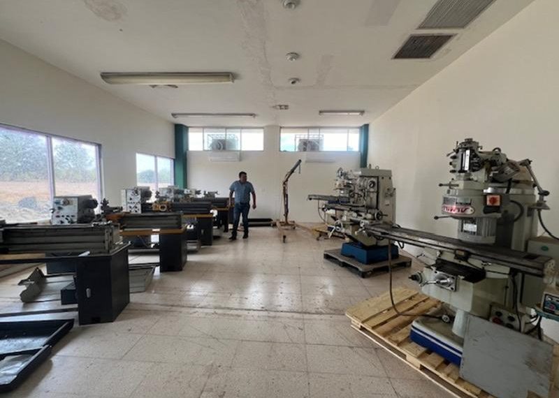 Recibe UTS donación para el equipamiento de taller de manufactura avanzada
