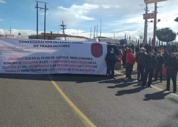 Mineros de Cananea piden a AMLO que no se vaya del cargo sin ayudarles a solucionar 17 años de huelga