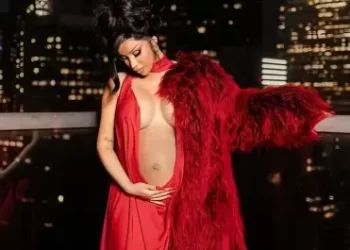 Cardi B confirma que está embarazada y le pide el divorcio a Offset