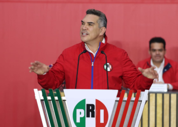 Alejandro Moreno anuncia reforma al PRI tras ganar la reelección