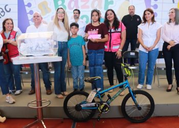 Gobierno de Sonora realiza con éxito segundo Bazar Escolar 2024 en HMO