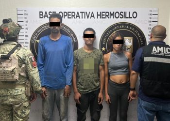 Catean domicilio en Hermosillo, detienen a tres personas y aseguran narcótico