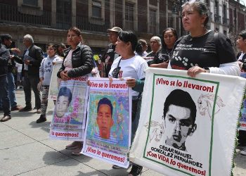 Reporte presidencial de Ayoztinapa ‘es una pieza de retórica lamentable’: Centro Prodh