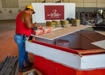 Avanza Ayuntamiento de Guaymas los trabajos de rehabilitación de la Unidad Deportiva Julio Alfonso Alfonso