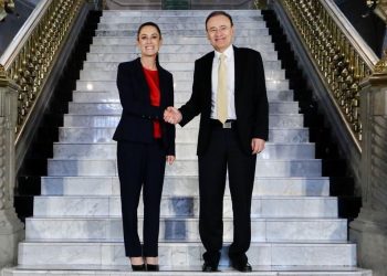 Reconoce Gobernador Durazo junto con Conago histórica entrega de constancia a Presidenta Sheinbaum