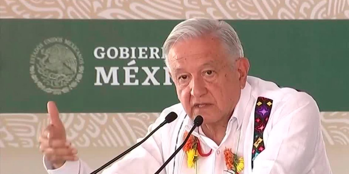 Descarta AMLO convertirse en líder moral de la 4T