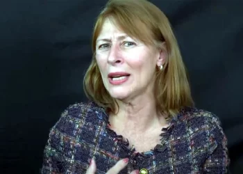 Va Tatiana Clouthier a Instituto de Mexicanos en Exterior