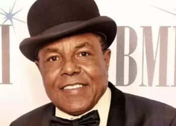 Muere Tito, hermano mayor de Michael Jackson