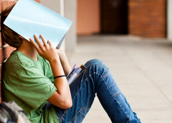 Abandono escolar aumentó 11.2% en 2023