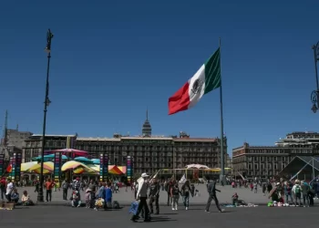 Incertidumbre por reformas de AMLO crece riesgo de recesión técnica: BofA