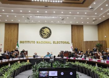 Juez ordena al INE suspender proceso electoral de jueces, magistrados y ministros