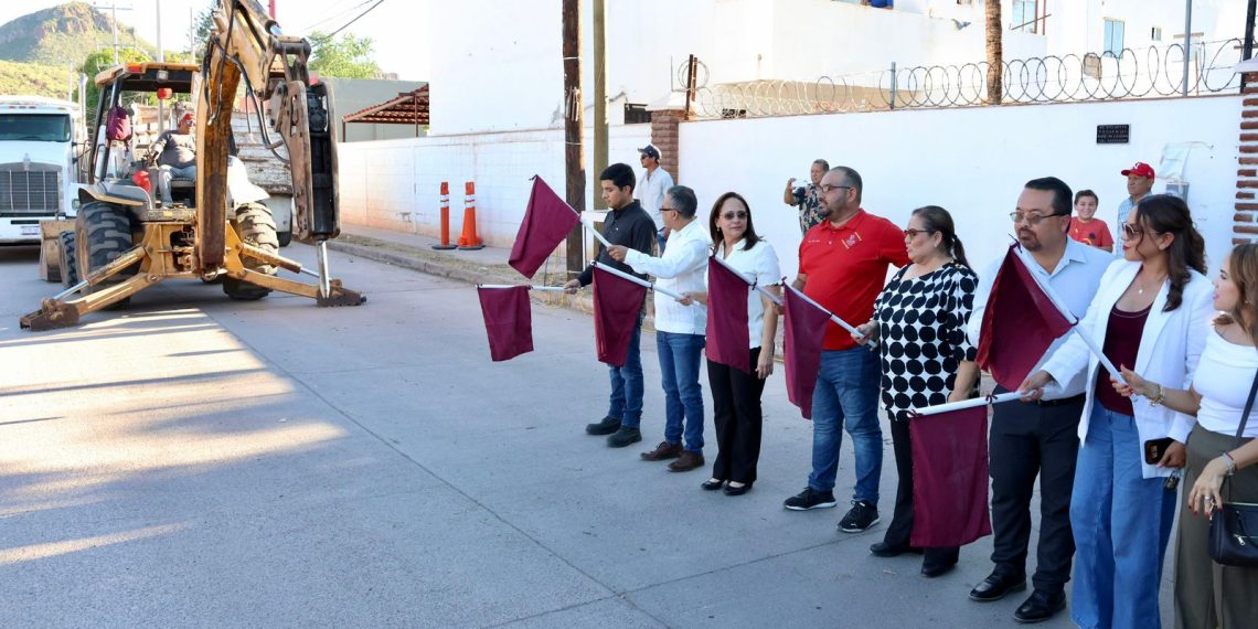 Inicia Ayuntamiento de Guaymas obra de pavimentación en bulevar Bacatete