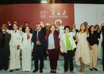 Rinde protesta la doctora Karla Córdova González como alcaldesa de Guaymas 2024-2027