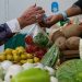 Inflación baja al 4.99% en agosto, logra su primer descenso en cinco meses