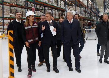 Pese a críticas, AMLO presume que logró sistema de salud ‘mejor que el de Dinamarca’