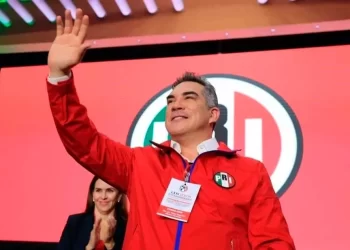 Invalida INE estatutos del PRI; alista ‘Alito’ impugnación