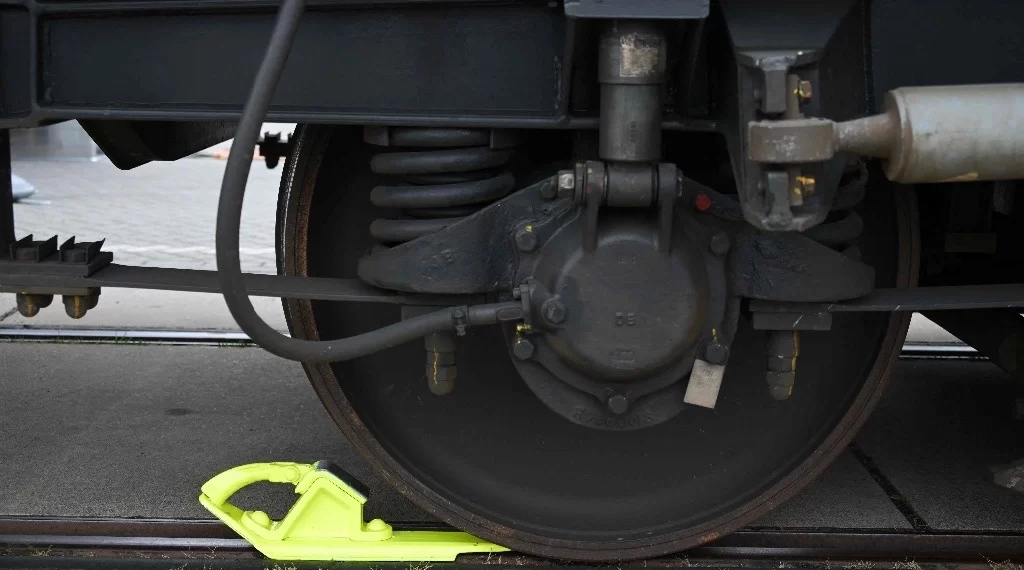 Retrasos del ferrocarril entre EU y México afectan agricultura antes de posible huelga de puertos