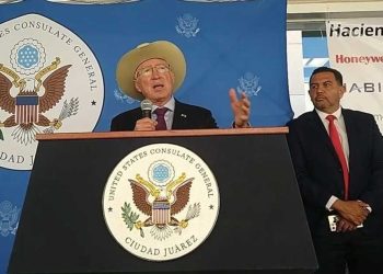 Niega Salazar que EU sea responsable de violencia en Sinaloa