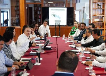 Logra Gobernador Durazo reducción del 60 por ciento de los trámites para instalación de empresas