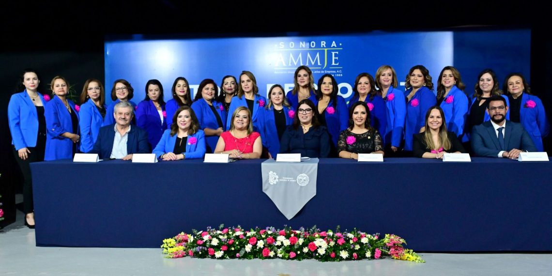 Toma de protesta del nuevo Consejo Directivo de AMMJE Sonora: Un compromiso con la fuerza de las mujeres empresarias