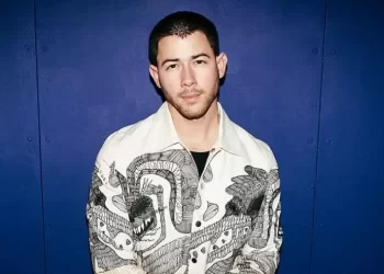 Nick Jonas huye corriendo del escenario en pleno concierto