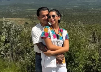 Ángela Aguilar habla de cómo inició su romance con Christian Nodal