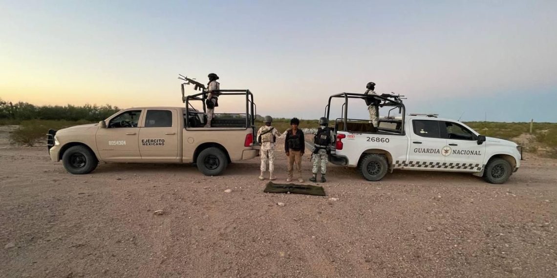 Detienen a persona en posesión de armamento y cargadores en Sonoyta