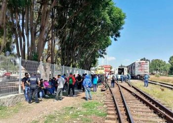 Bloqueo ferroviario detiene 100 mil toneladas de granos