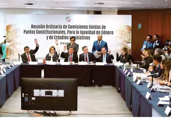 Avanza reforma para alternancia de género; pasa en comisiones del Senado