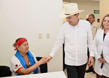 Lleva Gobernador Durazo servicios de salud gratuitos a pueblos yaquis con cinco unidades médicas