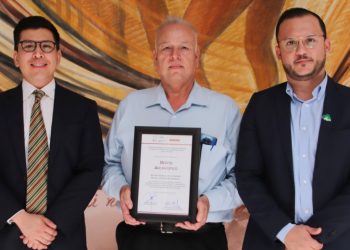 Reconocen trabajo y organizaciónarchivística de la CEDH Sonora.