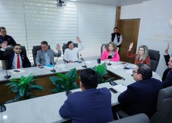 Preside la Diputada Elia Sahara Sallard la Comisión de Hacienda del Congreso del Estado de Sonora