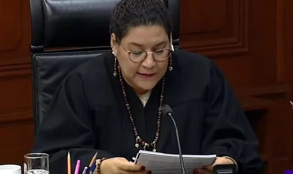 Abrir a consulta reforma judicial, golpe de Estado: Batres