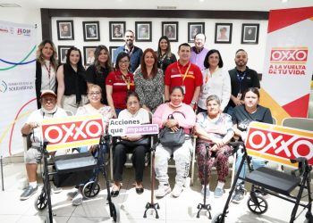 Recibe DIF Sonora donativo de aparatos ortopédicos de cadena comercial