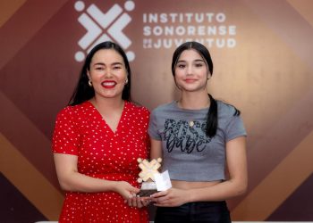 Reconoce Gobierno de Sonora a Camila “La Magnífica” Zamorano por campeonato internacional de boxeo