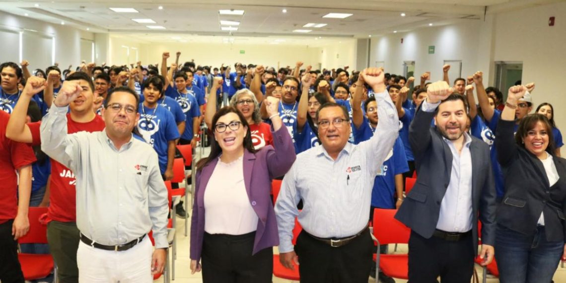 Fortalece Itesca conocimiento del alumnado en avances tecnológicos