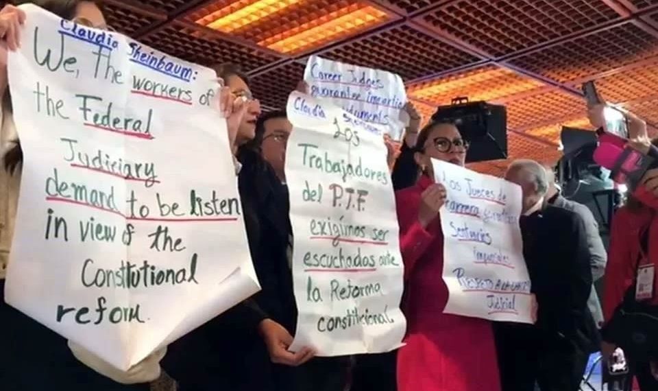 Se cuela grupo de trabajadores del PJ a San Lázaro