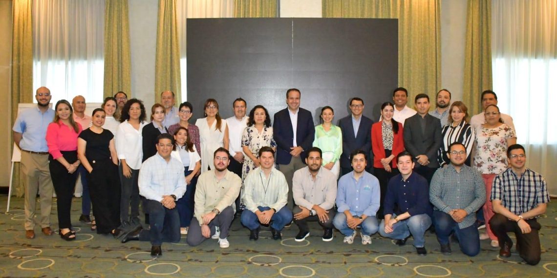 Impulsa Toño Astiazarán “Escudo Solar” para la construcción de vivienda sustentable en Hermosillo