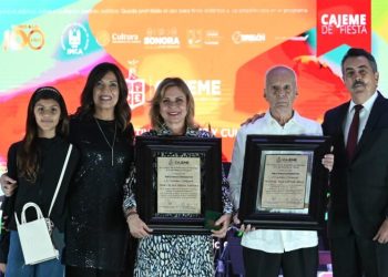 Reciben Nora Elisa Ojeda Parada y Manuel Villaseñor Real reconocimiento como Ciudadana y Ciudadano Distinguido 2024