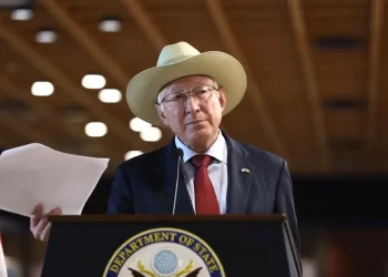 Envía SRE nota diplomática a Embajada de EU por dichos de Ken Salazar