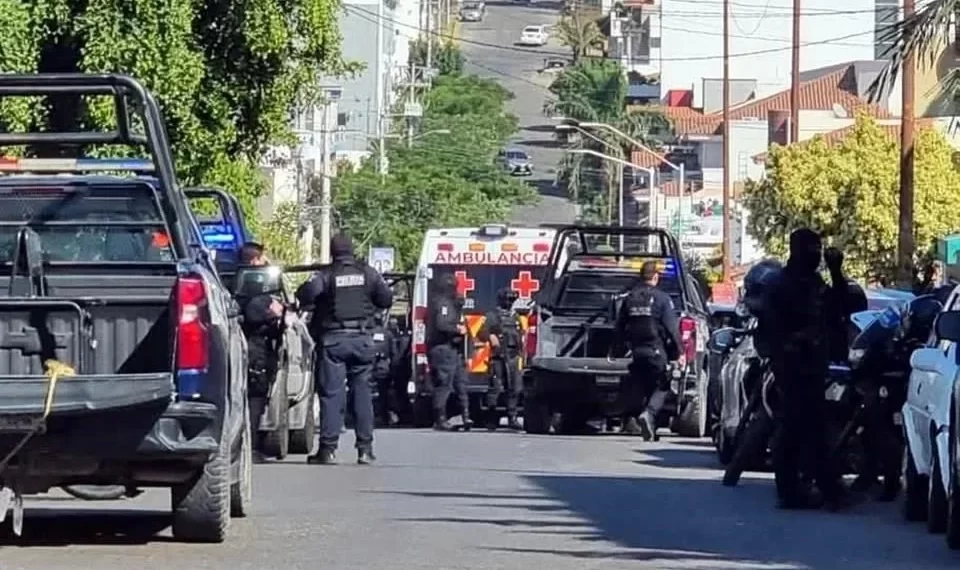Asesinan en restaurante a Comandante de Policía de Culiacán