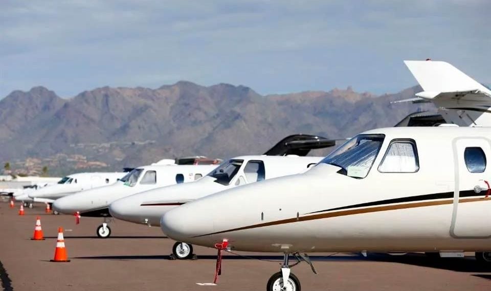 Se dispara contaminación de jets privados