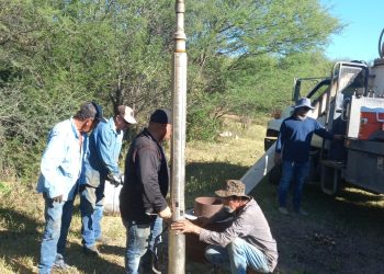 Gobierno de Sonora implementa acciones para abastecimiento de agua en Nácori Chico