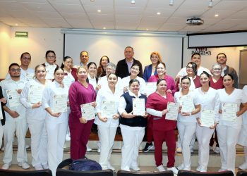 Culmina personal de enfermería de Isssteson diplomado en “Accesos vasculares y terapia de infusión”