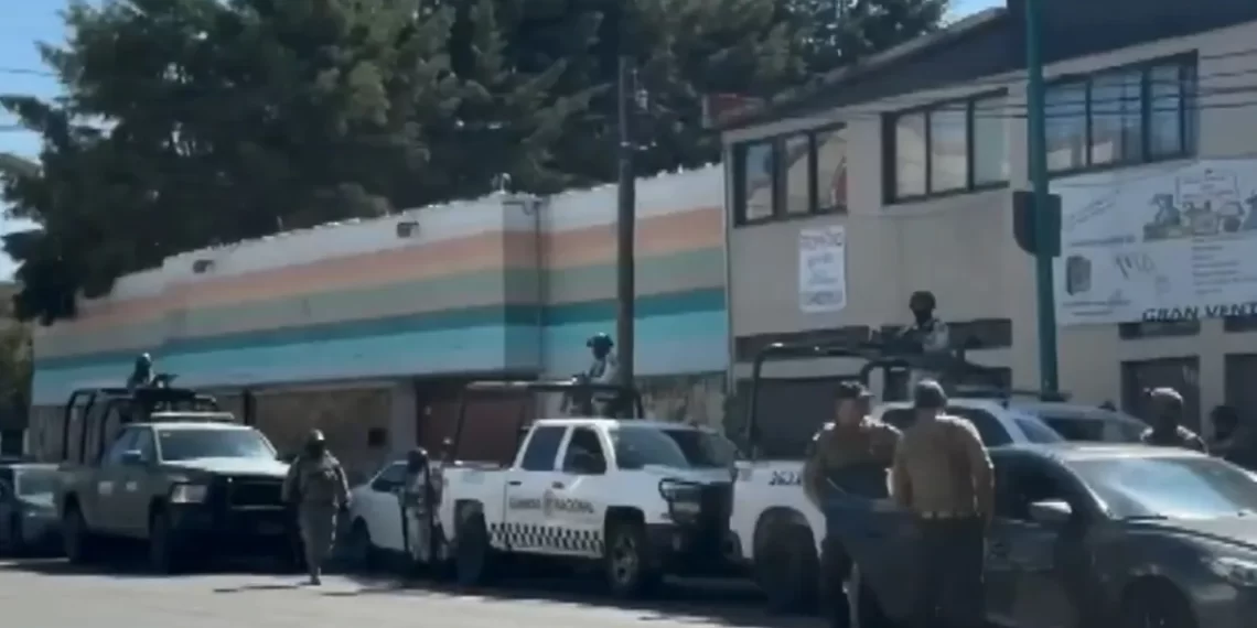 Fuerzas federales ejecutan ‘Operativo Enjambre’ en el Edomex; detienen a alcaldes y mandos policiacos