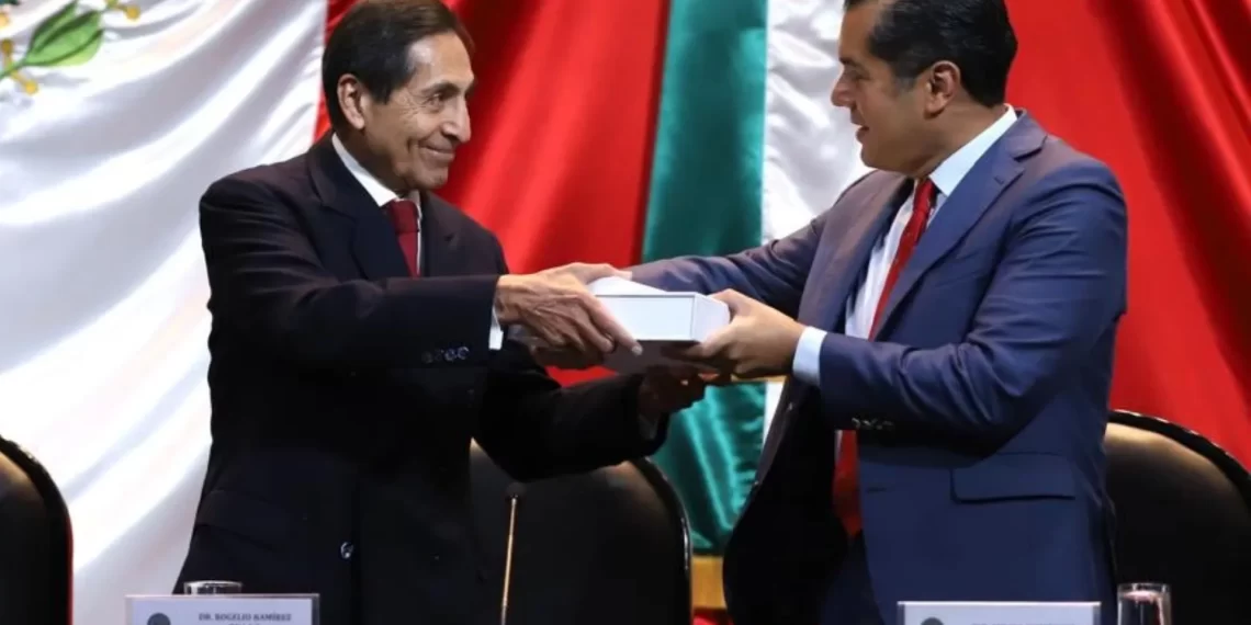 Hacienda entrega Paquete Económico 2025 a la Cámara de Diputados; prevé crecimiento de entre 2 y 3 % para 2025