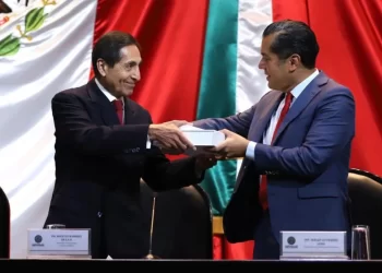 Hacienda entrega Paquete Económico 2025 a la Cámara de Diputados; prevé crecimiento de entre 2 y 3 % para 2025